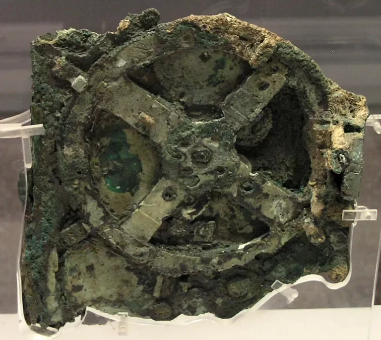 Antikythera: O Computador Grego de 2000 Anos que Previu Eclipse e Planetas